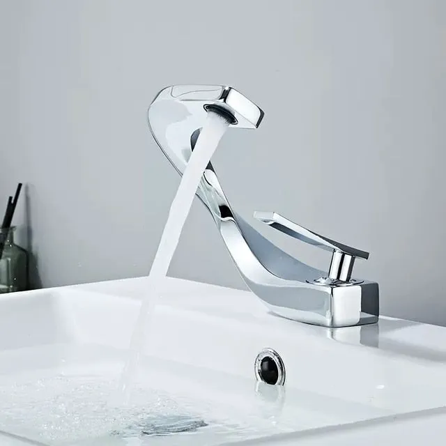 Brass Bathroom Basin Faucet Hot and Cold Water Washbasin Taps