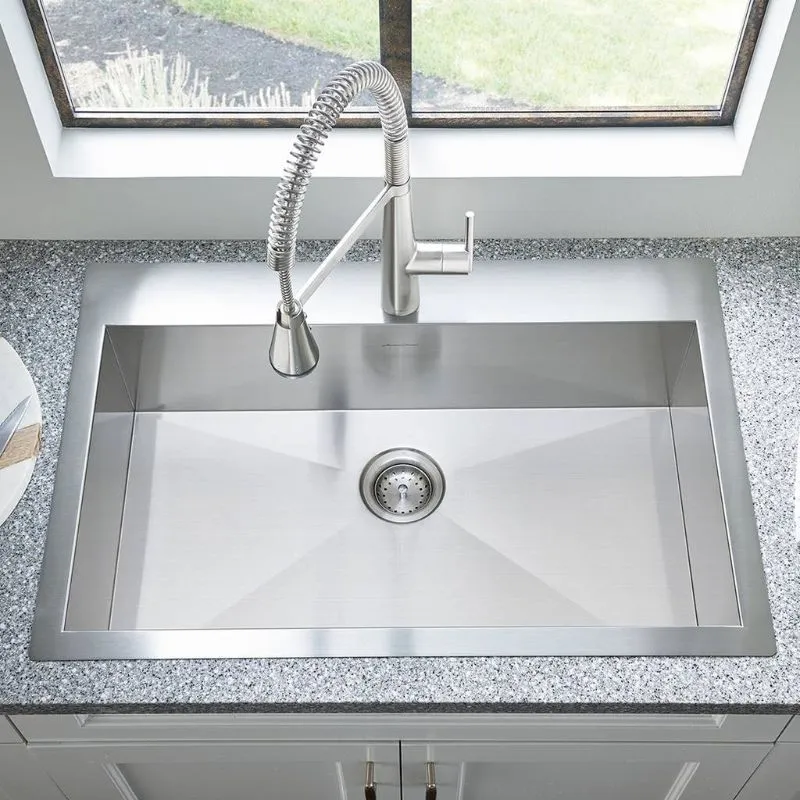 Edgewater 33" Single Basin Undermount Kitchen Sink in Stainless Steel