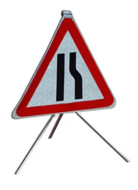 Roll up Road narrows on the right ahead symbol