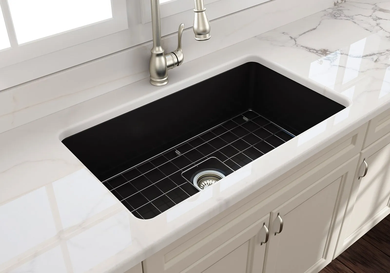 Sotto 32" x 19" x 10" Single-Basin Undermount Kitchen Sink in Matte Black